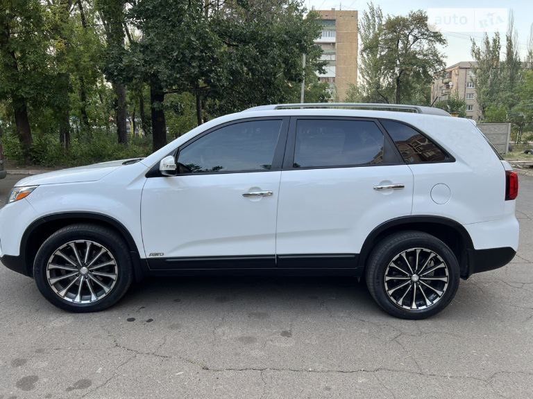 Kia Sorento 2014 v6 7 мест