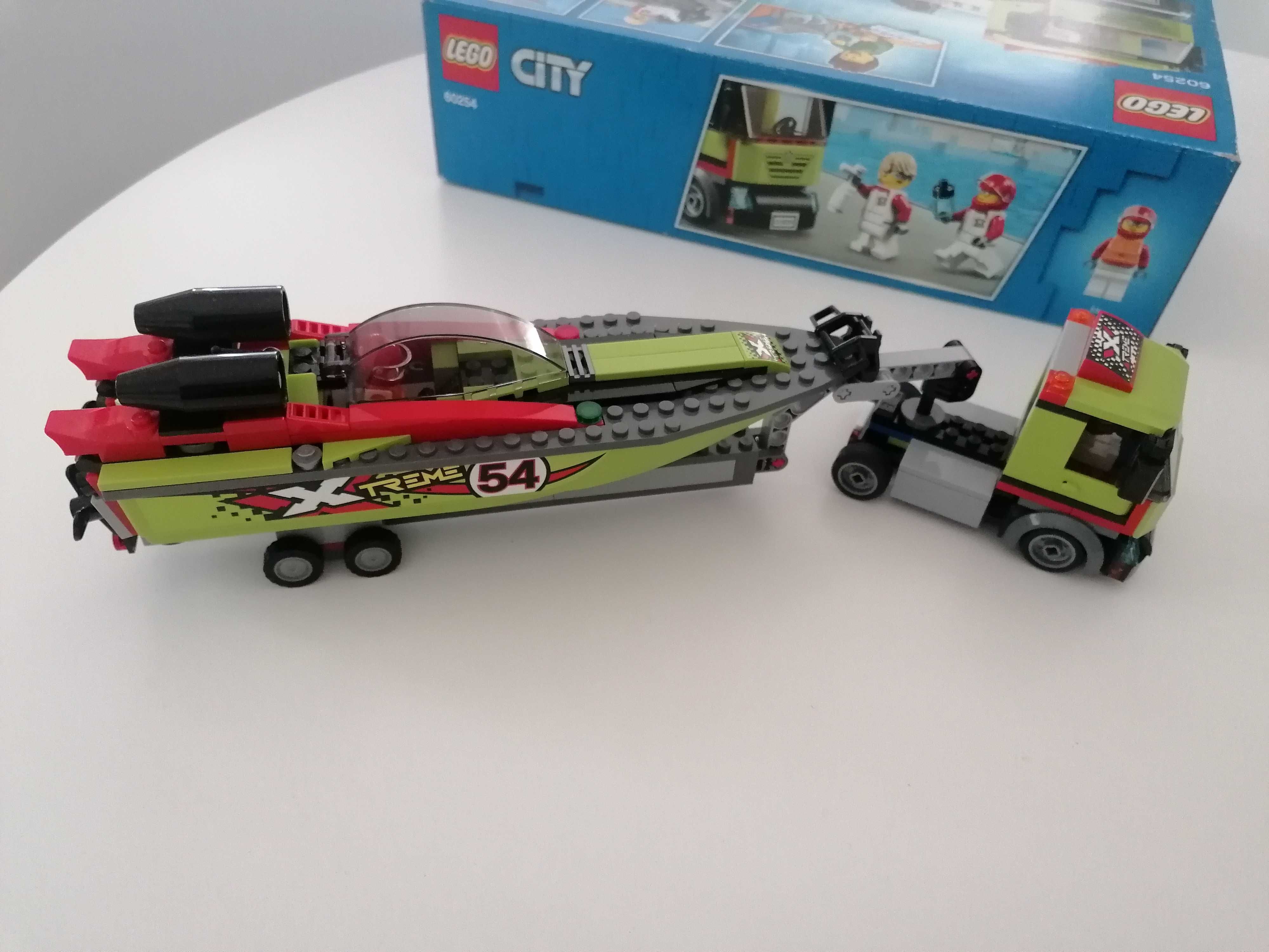 Lego transporter 60254