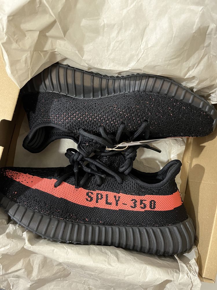 Adidas Yeezy Boost 350 V2 Core Black Red Stripe