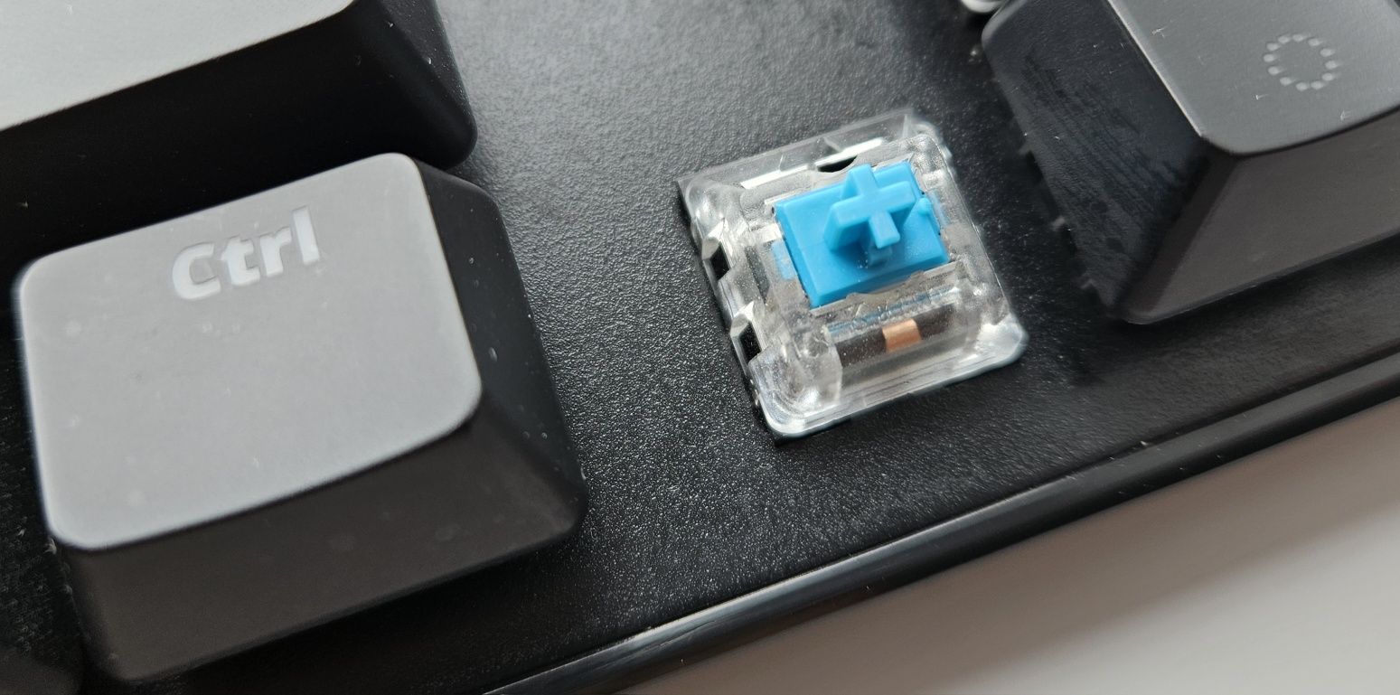 Klawiatura SPC Gear GK530 RGB Kailh Blue zadbana