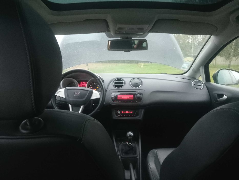 Seat Ibiza Full opcja Grzane skóry Panorama 1.6 TDI 105koni full