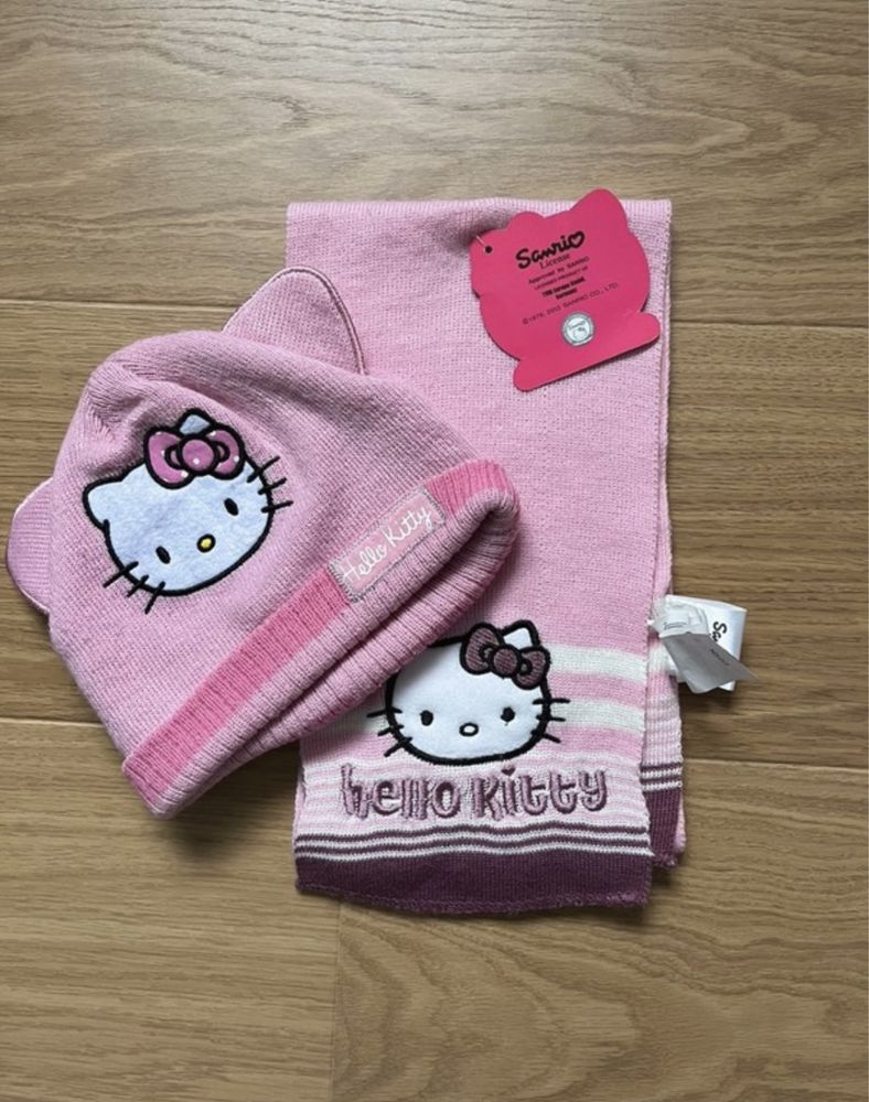 Nowy z metką zestaw Hello Kitty czapka szalik