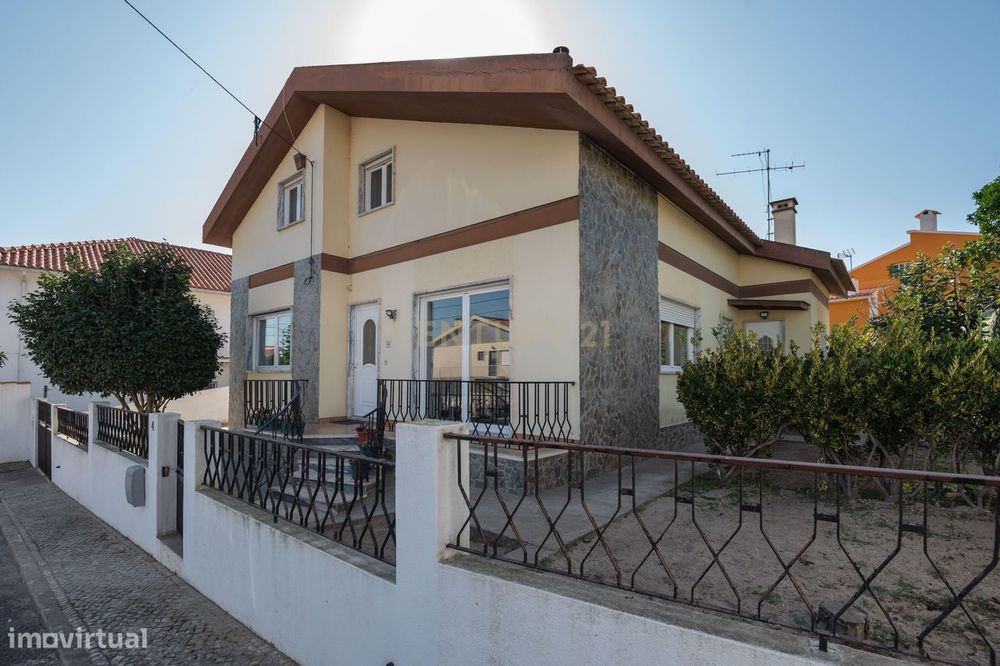 Moradia T3+2 | Nadadouro