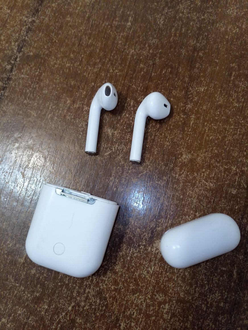 Airpods навушники бездротові