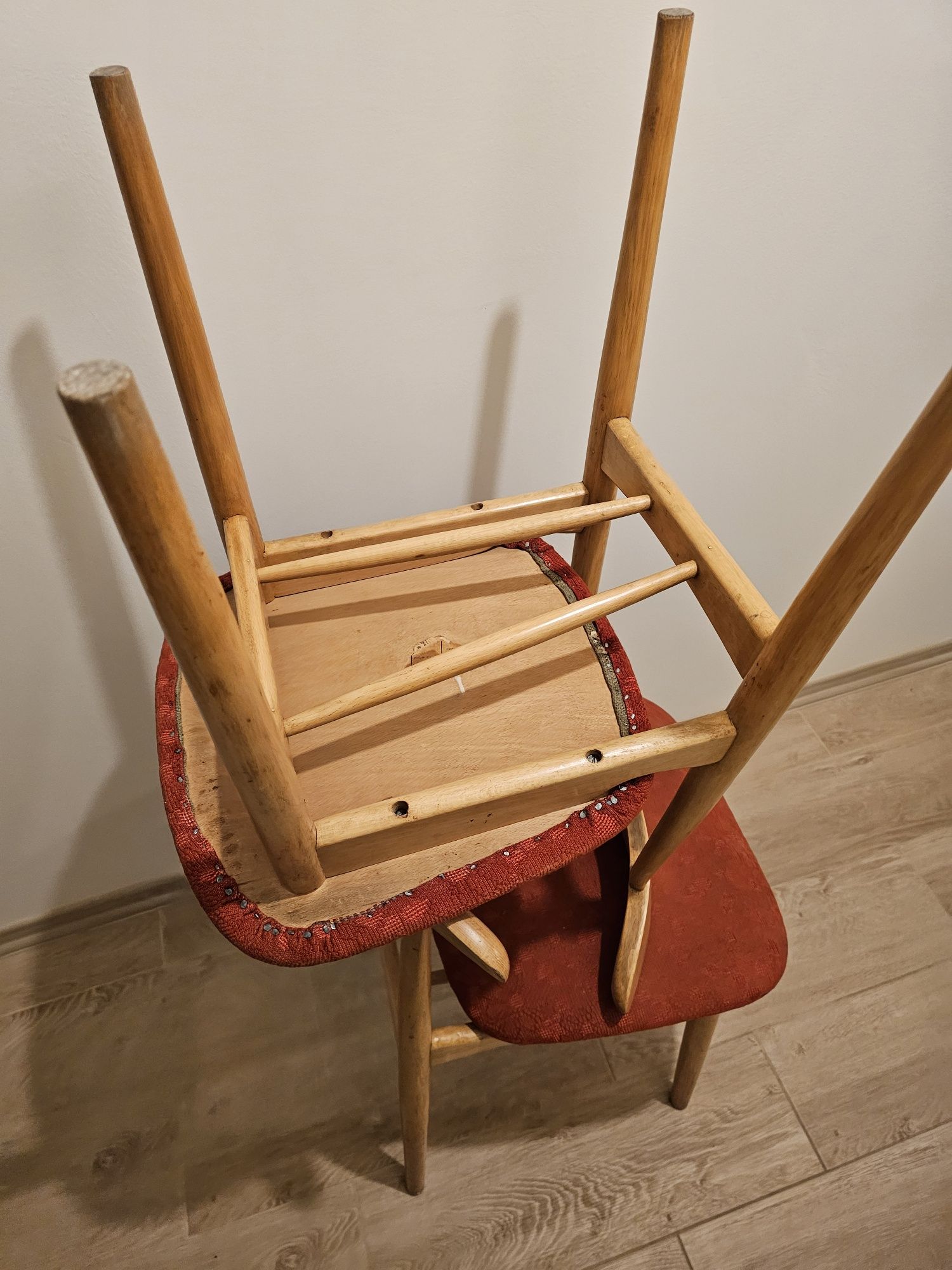 Krzesla PRL typ 5912