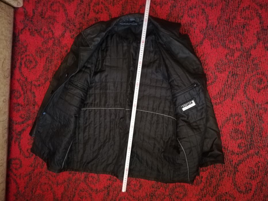 Продам мужская кожаная куртка