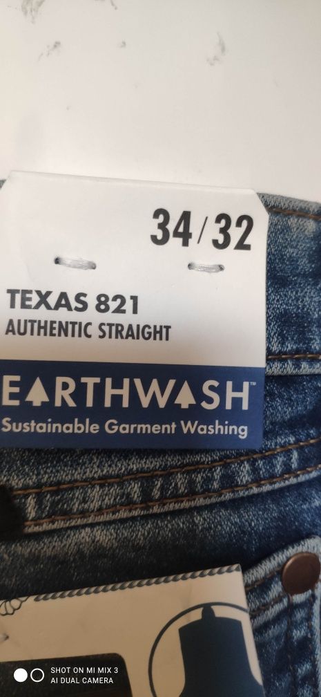 Wrangler Texas Straight Authentic Indigo męskie jeansy rozm 34/32