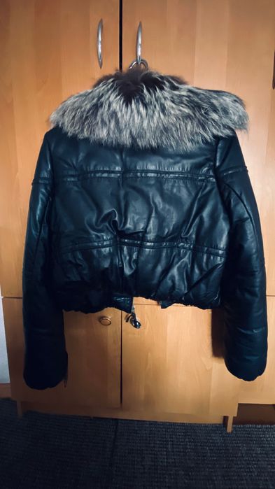 Женская кожаная куртка срочно