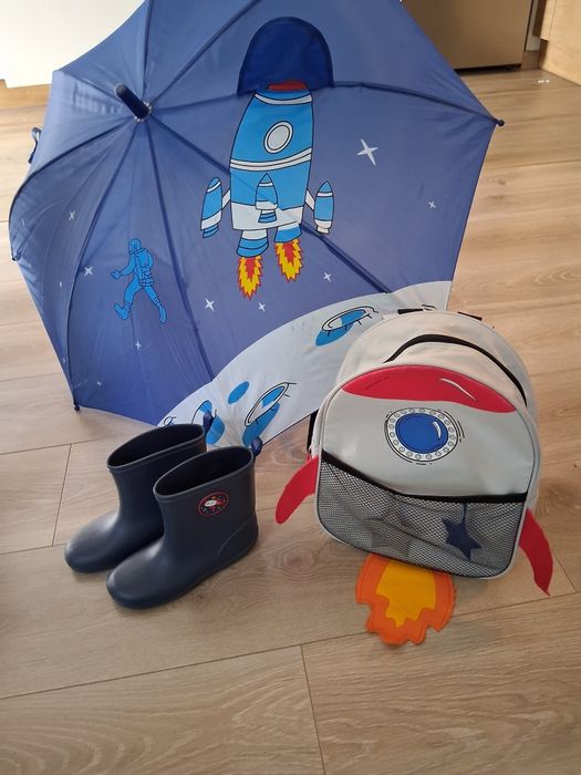 Kalosze Plecak Parasolka Kosmos Sinsay
