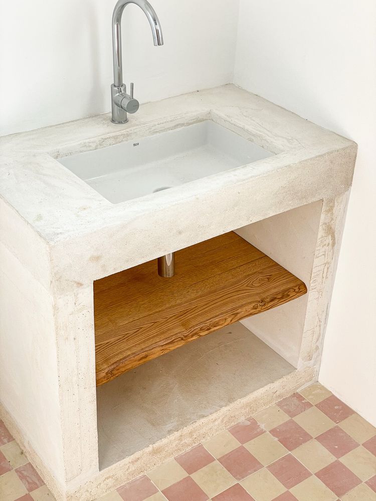Prateleiras para WC, casa de banho.