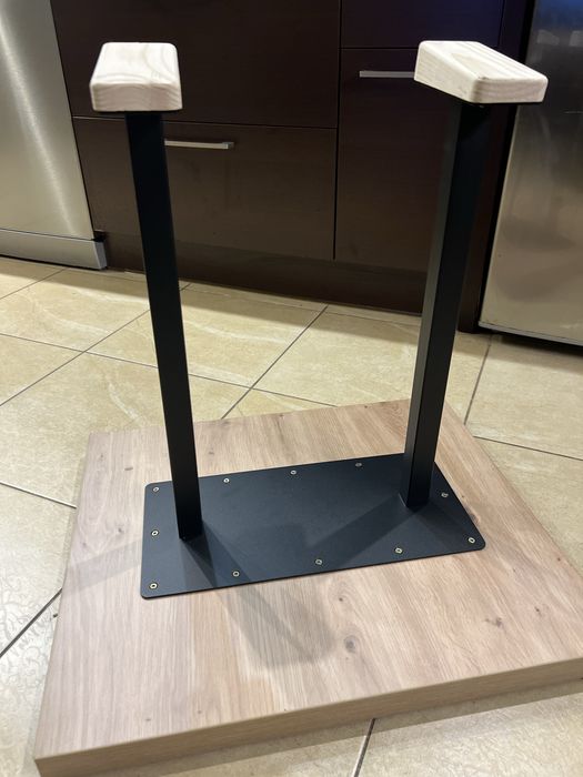 Stojak do cwiczeń  akrobatycznych