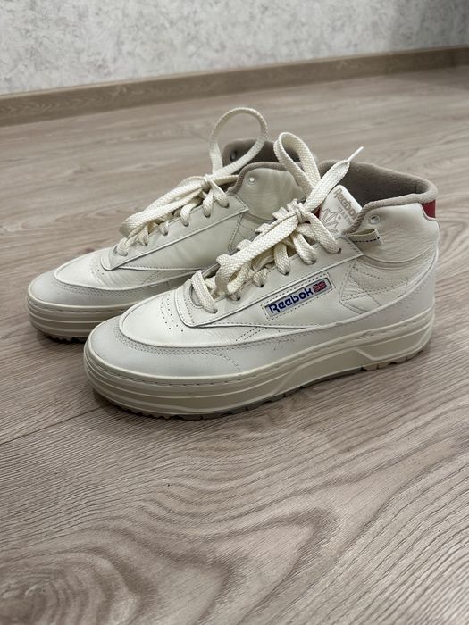 Снікерси «Reebok»