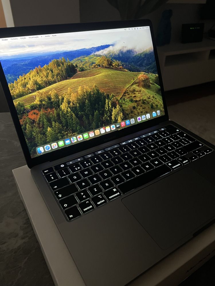 Apple Macbook Pro 2020 Touchbar i5