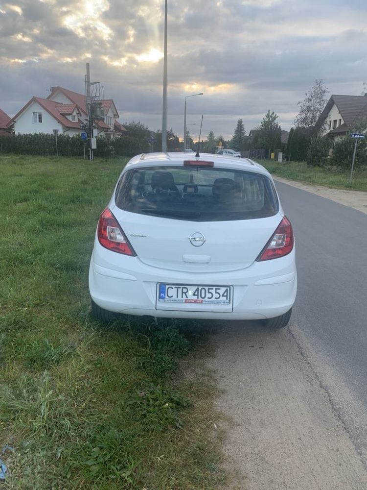 Opel Corsa D 1.4 benzyna