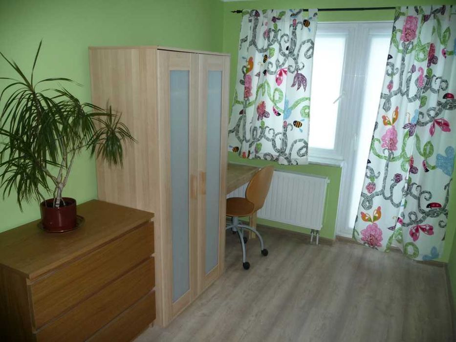 Pokoj z balkonem- jedynka dla 1 os w domu Junikowo- tramwaje!