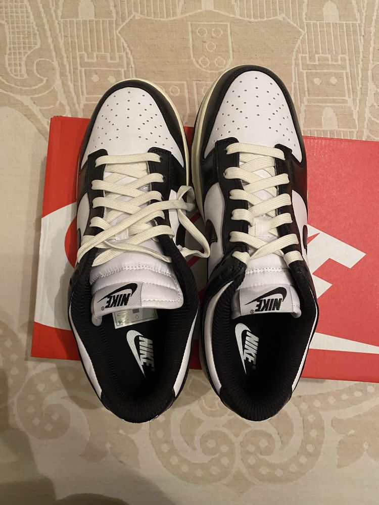 Nike Dunk Low Premium