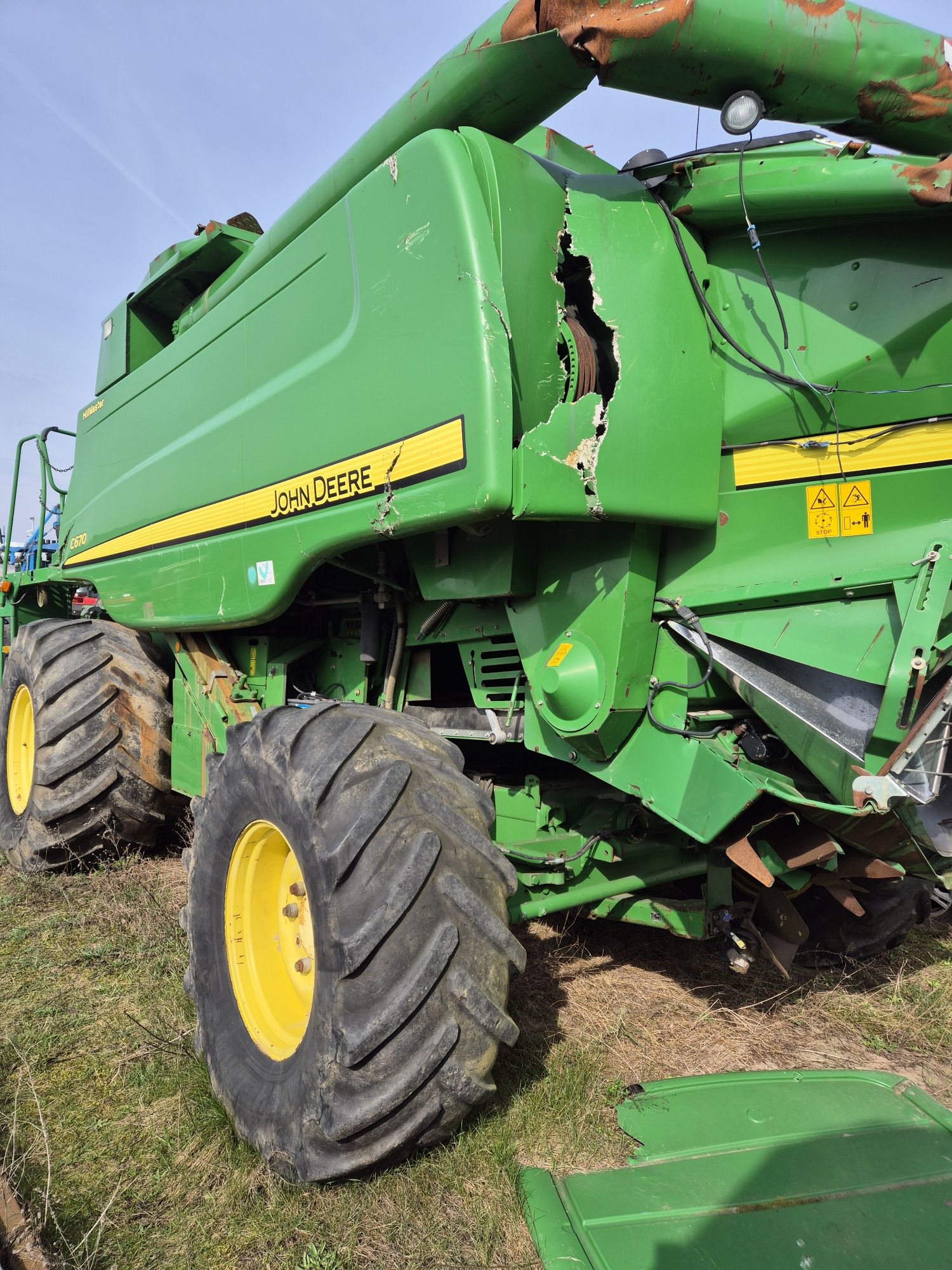 Kombajn John Deere C670 Po Przewróceniu 2010r  HILLMASTER Heder 625R