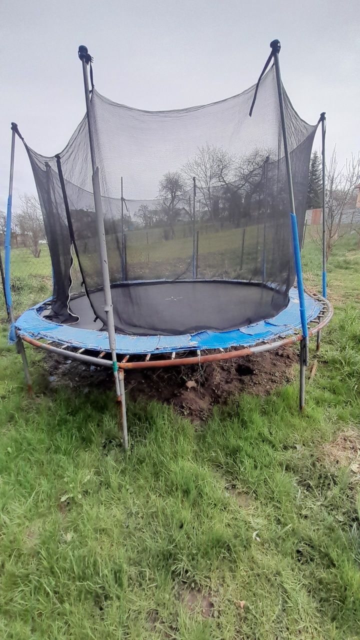 Sprzedam trampolinę