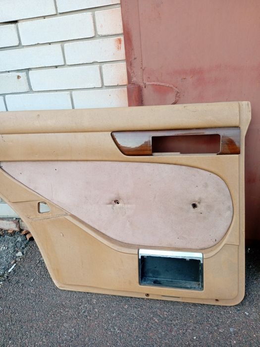 Продається Мерседес 300 SE. 126 . 1982 року.