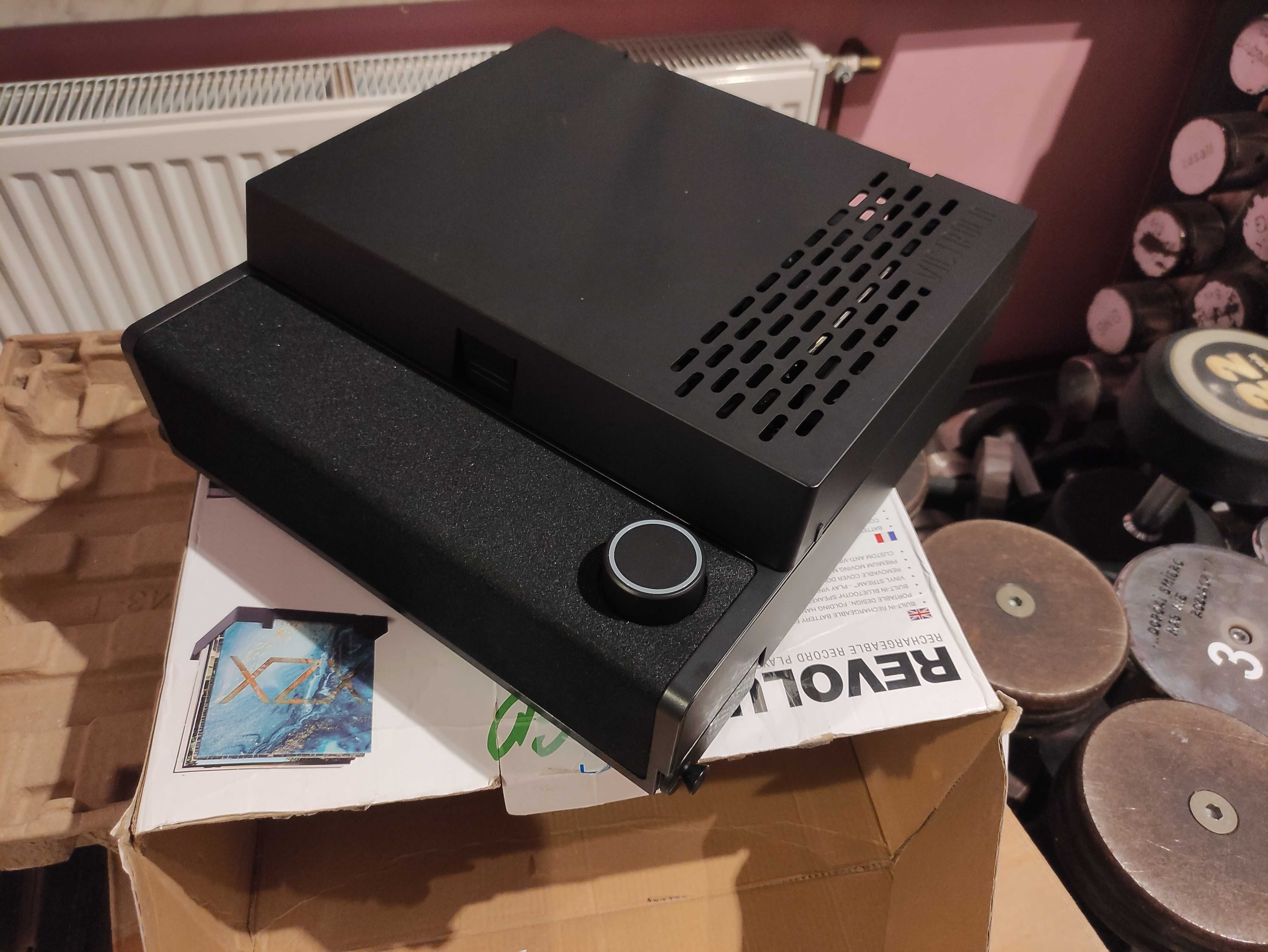 Zestaw 4 sztuk Gramofon JAM Audio-Technica  Crosley Voyager Dune