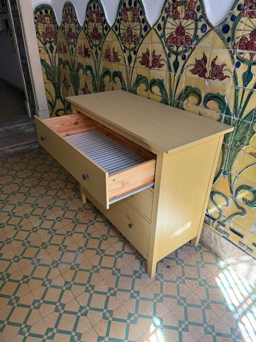 Cómoda de quarto – 4 gavetas