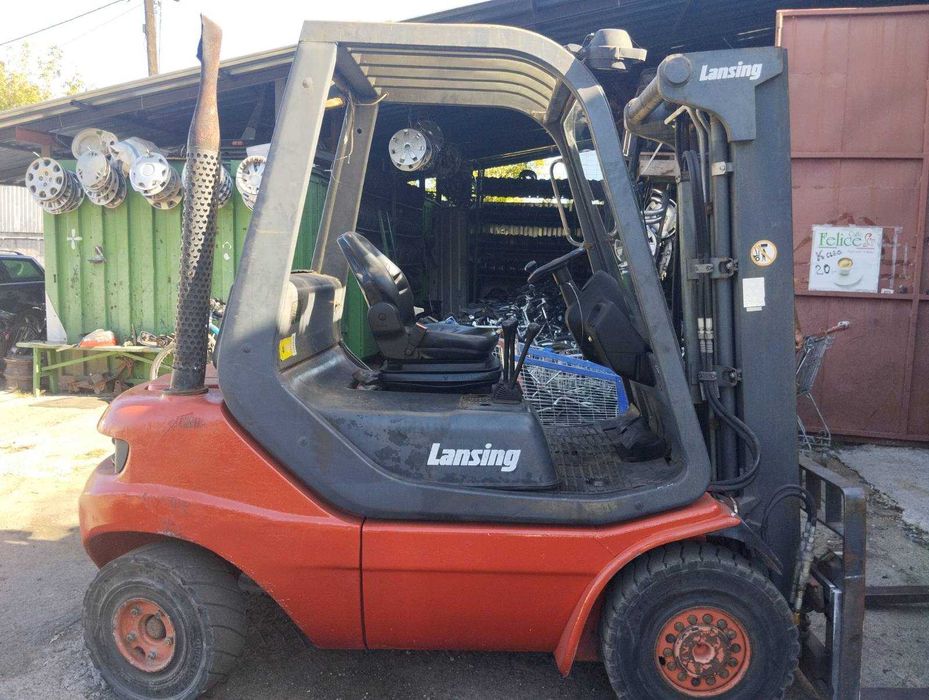 Навантажувач Linde 2,5 т.