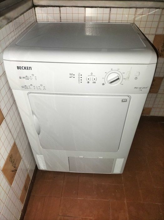 Máquina de secar roupa