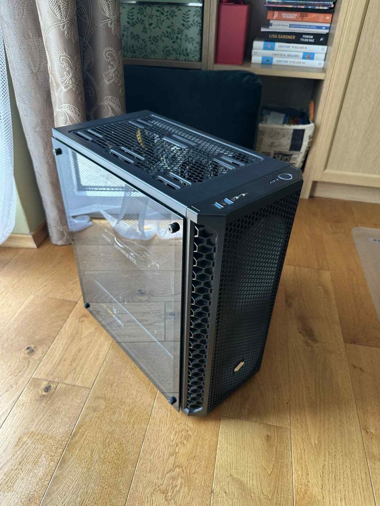 Komputer (RTX 2060)(bez płyty głownej)