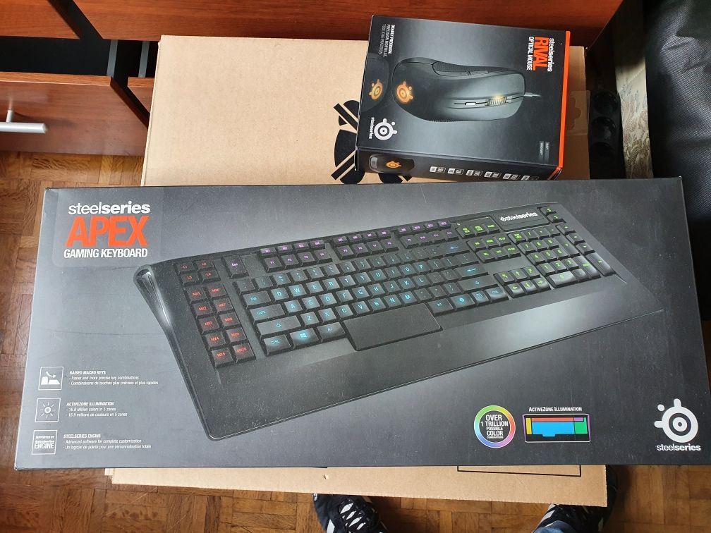 Gaming Steelseries Teclado Apex e Rato Rival