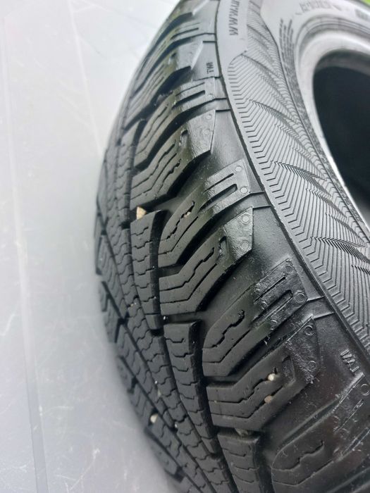 opony zimowe UNIROYAL 155/65 r13 stan bardzo dobry