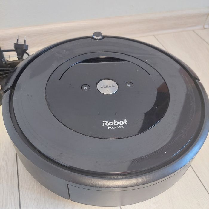 Робот пилосос robot roomba e5