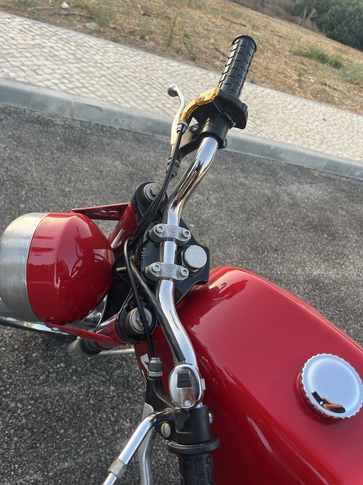V5 sachs  moto