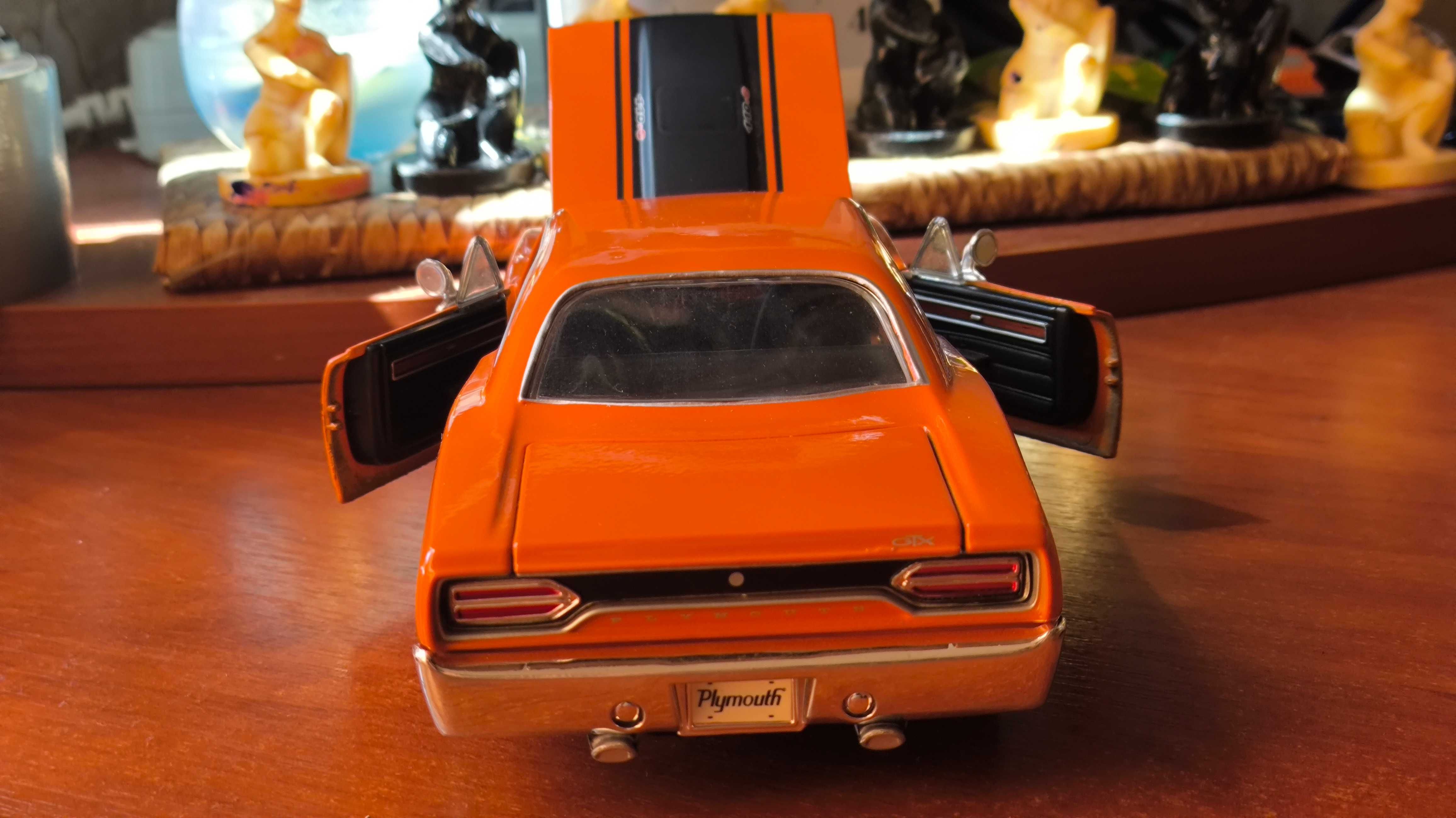 Модель Plymouth GTX 1970 1/24 Maisto