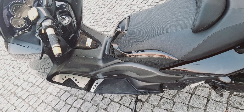Yamaha T-max 500