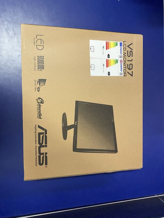 Monitor ASUS VS197 LED 18.5” — Excelente Estado