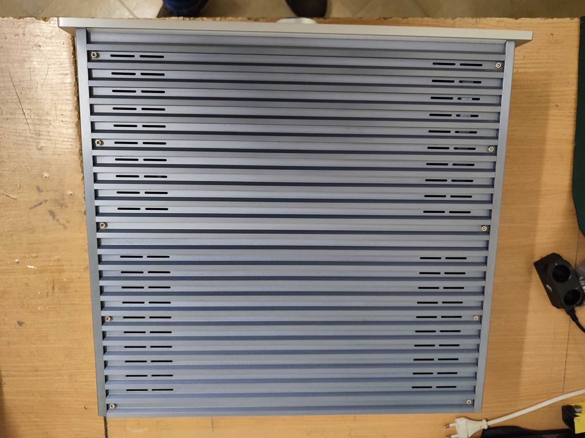 Wzmacniacz hybrydowy Xindak XA6200 Philips JAN NOS