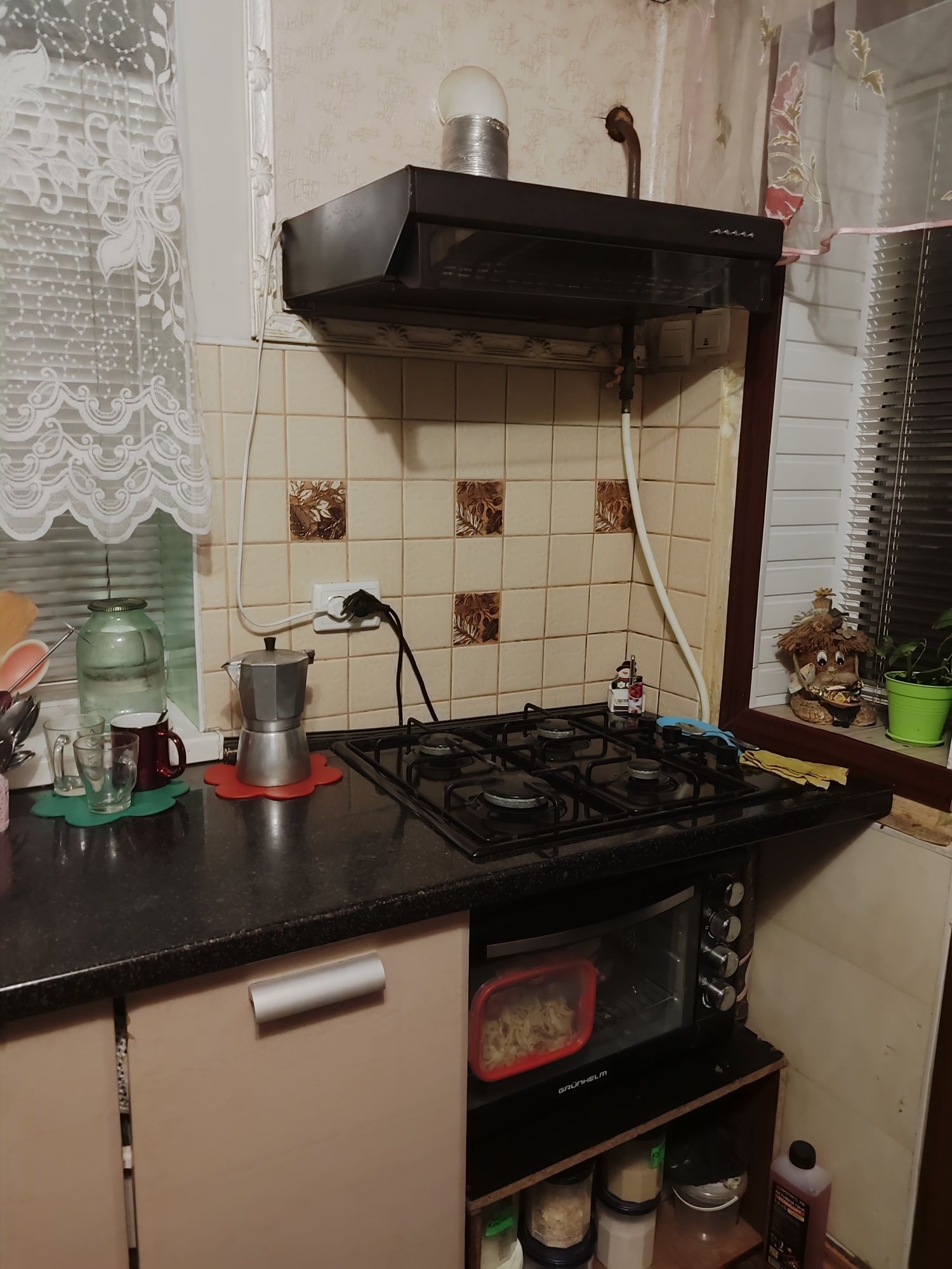 Продаж будиноку 100 м на 2 входи, район Машбуд