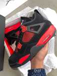 zupełnie nowy Jordan 4 Retro Red Thunder Rozmiar 43