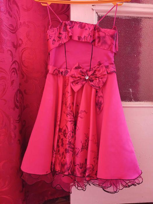 Платье на девочку на новый год.