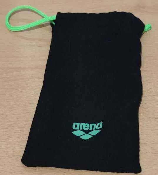 Bolsa para os óculos de natação Arena