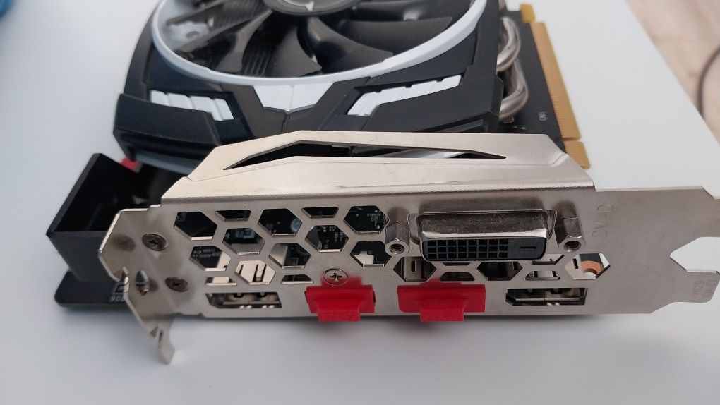 Відеокарта MSI GeForce GTX 1070 Armor 8GB