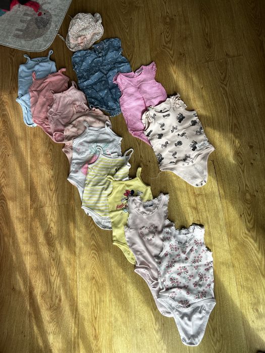 Pak ubranek wiosna/lato 68/74