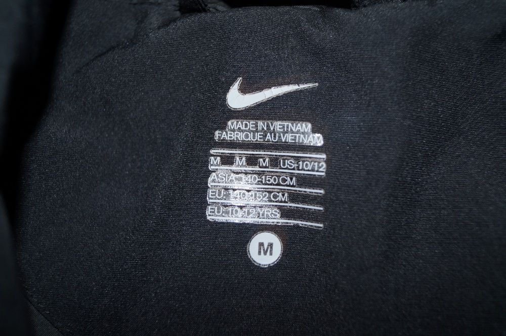 Куртка Nike 10-11 лет