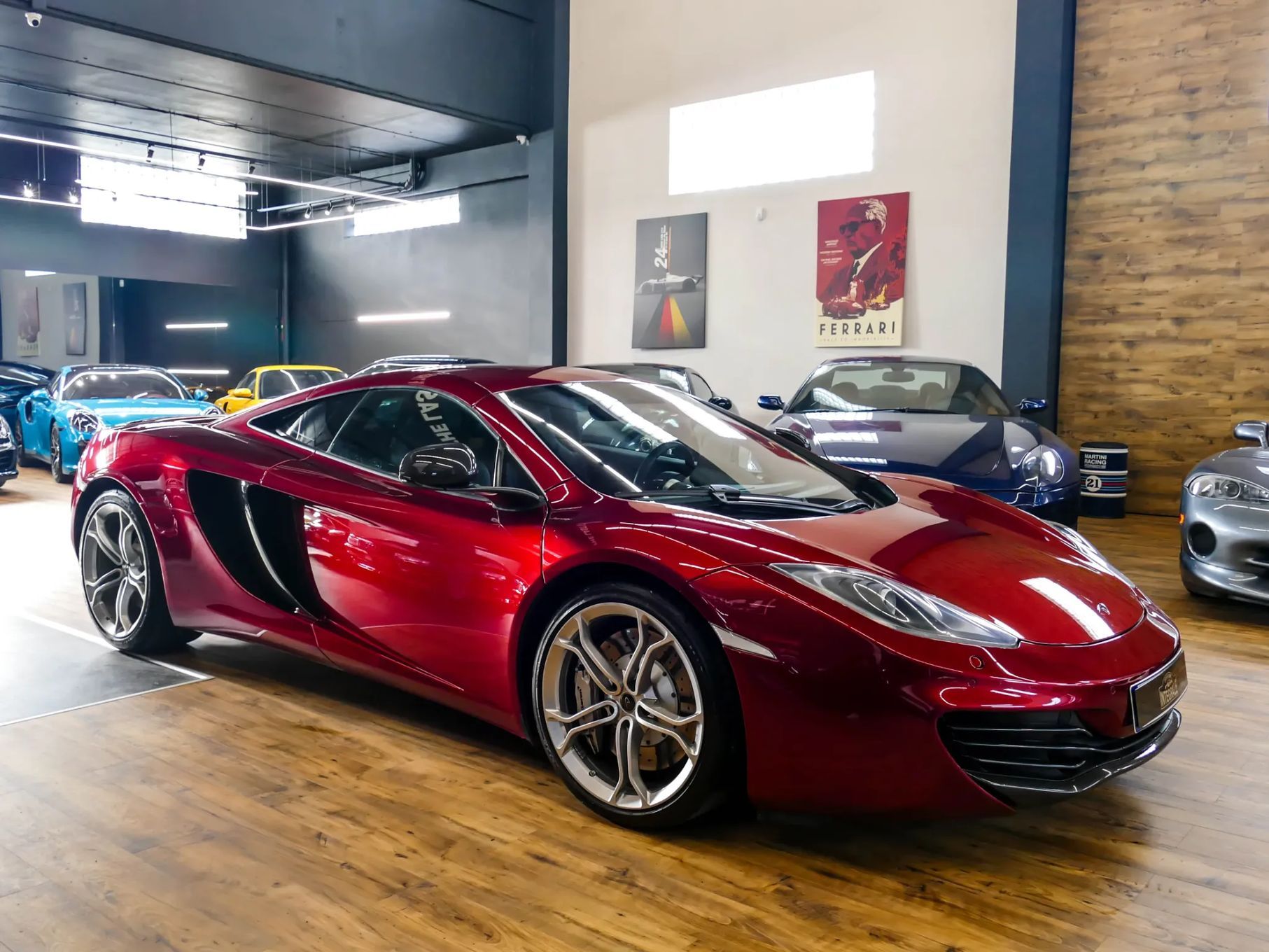 McLaren MP4-12C 1 of 3400, Volcano Red Metallic, Meridian, Carbon, VAT23%