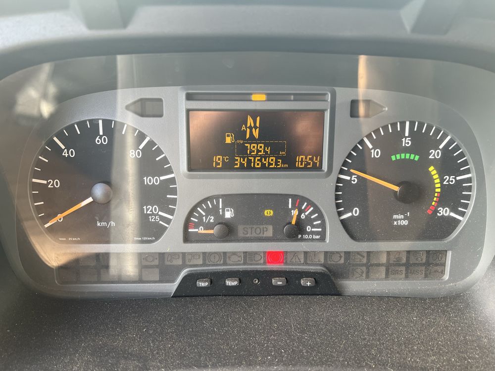 Mercedes Atego 815