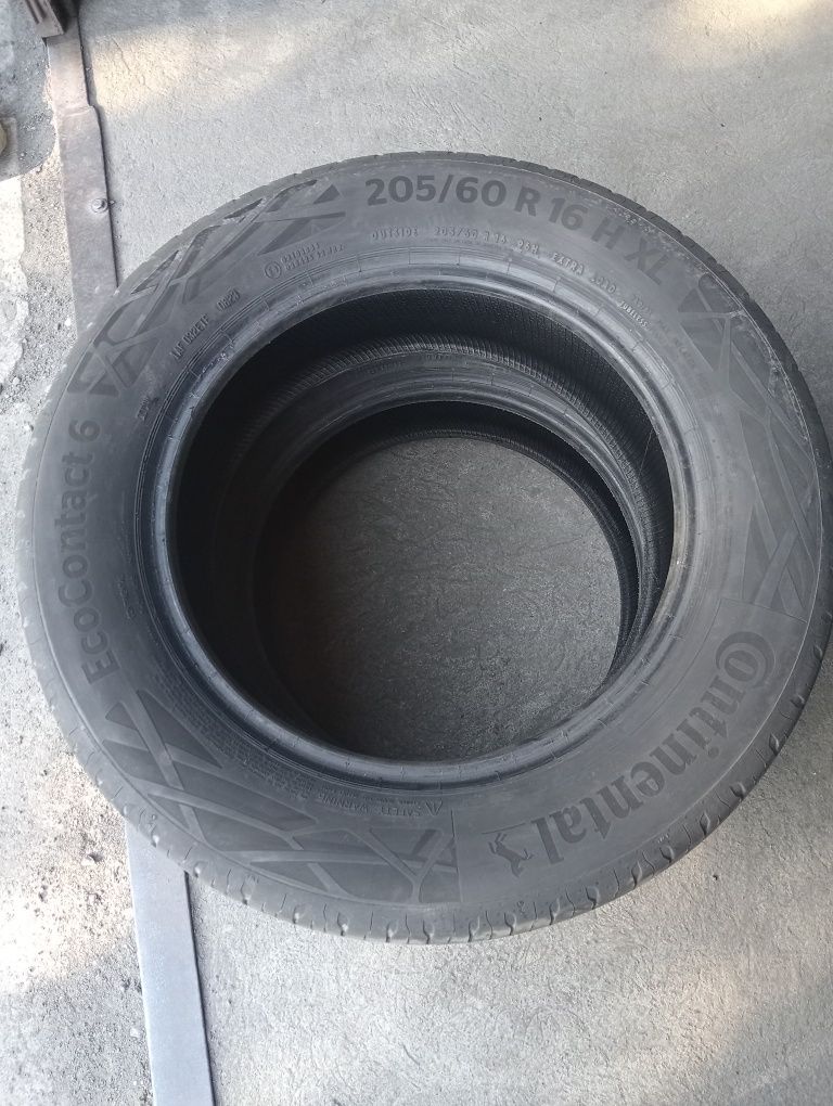 Opony letnie Continental 2szt 205/60R16