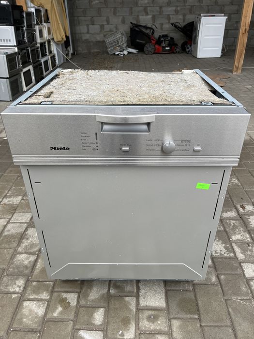 Посудомийна машина Miele RL321 Вис 80 см.Шир 60.
