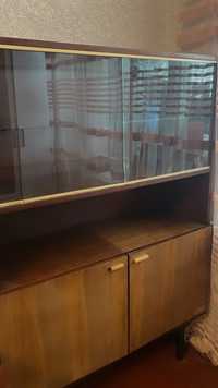 Шкафчик со стеклом