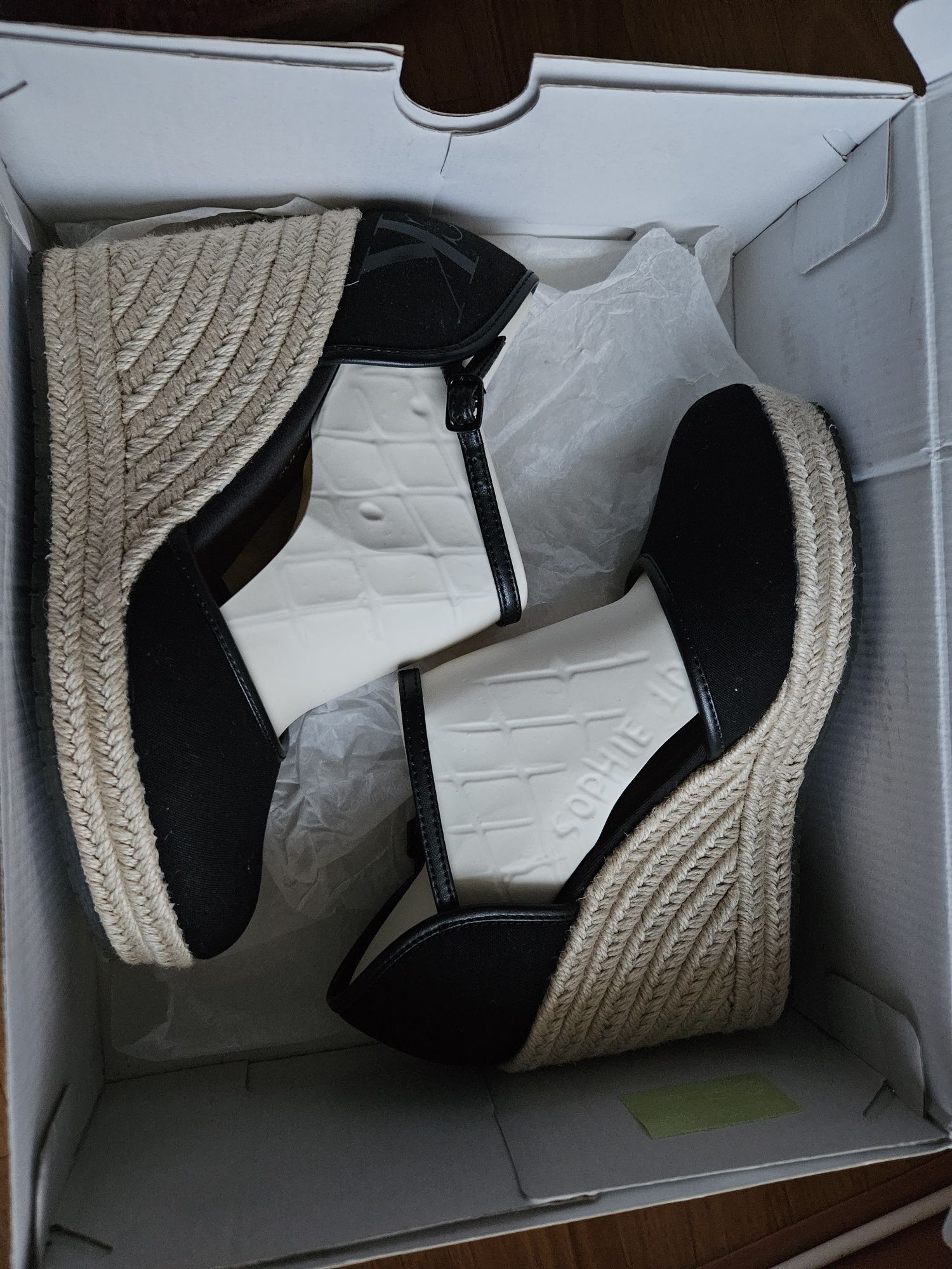 Sandały na koturnie espadryle Calvin Klain 39