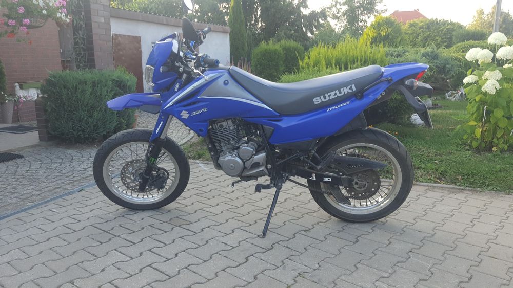 Suzuki DR 125 SM